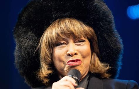 By submitting my information, i agree to receive personalized updates and marketing messages about tina turner, based on my information, interests, activities, website visits and device data and in. Tina Turner (79) woont in een kasteel in Zwitserland: "Ik ...