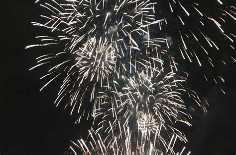 Cidade capital da prefectura de kanagawa, xapón (gl); 横浜開港祭花火観覧クルーズ | 東京湾クルーズを手掛ける当社 ...