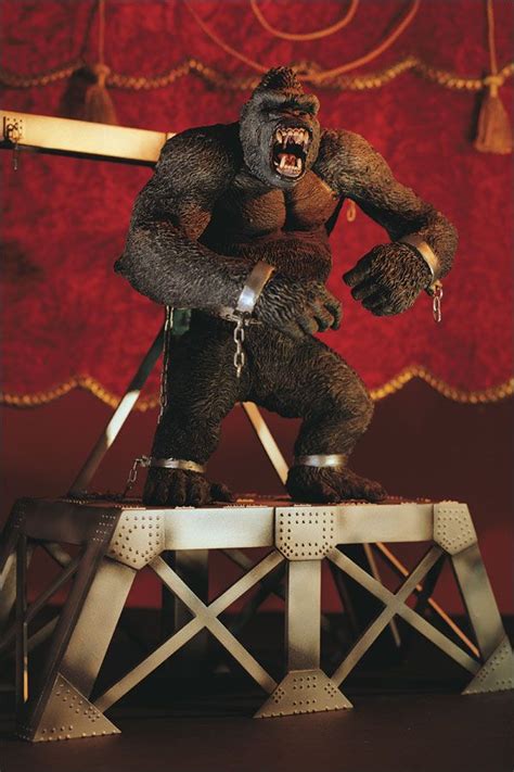Movie Maniacs 3 September 2000 King Kong Deluxe Boxed Set King Kong