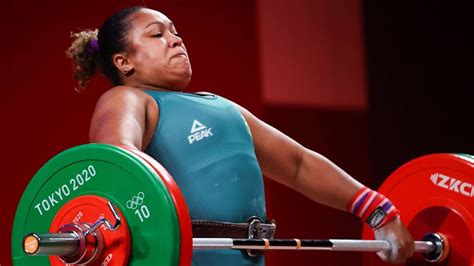 Jaqueline Ferreira Levanta 215kg E Aguarda Para Saber Classificação