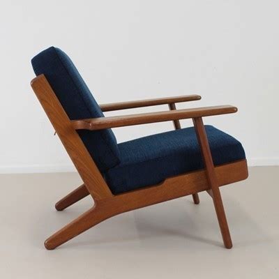 Mid century modern hans wegner style lounge chair | picked vintage. Model 290 lounge chair by Hans Wegner for Getama, 1960s ...