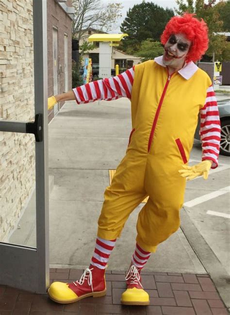 You Just Found Your Halloween Costume For This Year A Ronald Mcdonald