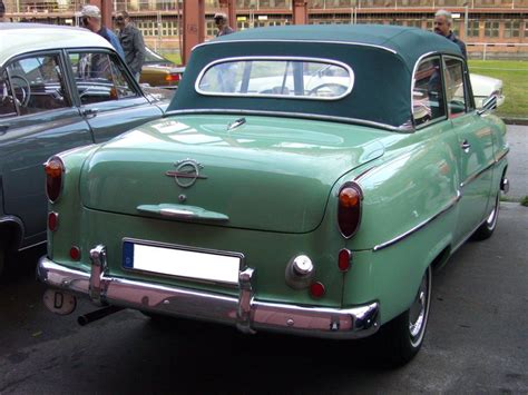 heckansicht-1956 180er-opel-olympia-rekord | Deutsche autos, Oldtimer