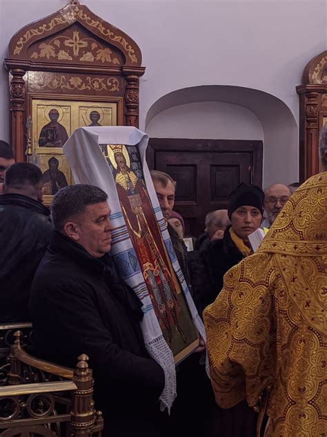 N Duminica Sfin Ilor Str Mo I Ps Mitropolit Vladimir A S V R It Sf Nta Liturghie La Biserica