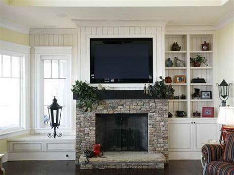 I see so many tvs mounted oddly high above the fireplace, looking totally out of place. Pin by Liz Allocco on Fireplace Ideas | Livingroom layout ...