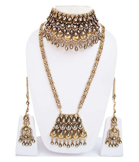 Buy jewellery online at india's most trusted jewellery store. Antique Kundan Bridal Jewellery Set - Buy Antique Kundan ...