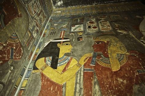 Egypt Says King Tuts Tomb May Have Hidden Chambers Breitbart