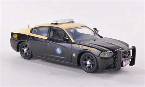 Miniature Dodge Charger Police 143 First Response Police Florida