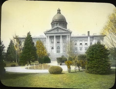 Oregon State Capitol Building In Salem Oregon Image Descr Flickr