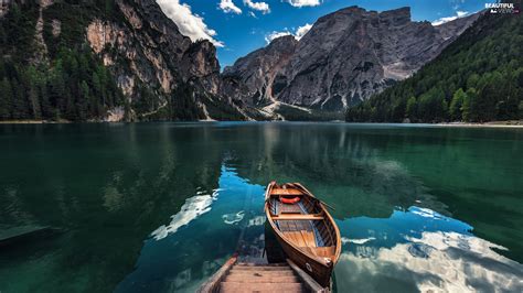 Viewes Dolomites Pragser Wildsee Lake Wood Mount Seekofel Italy