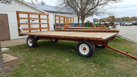 Custom Hay Wagon S246 Davenport 2017