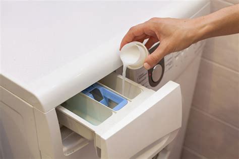 Comment nettoyer une machine à laver ? 3 astuces vinaigre blanc : nettoyer sa machine à laver et ...