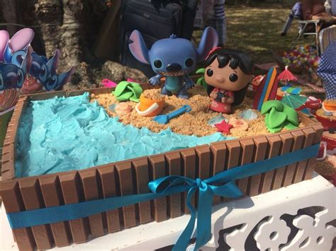 Pin By Elizabeth Rm On Eventos Disney Birthday Cakes Lilo And Stitch
