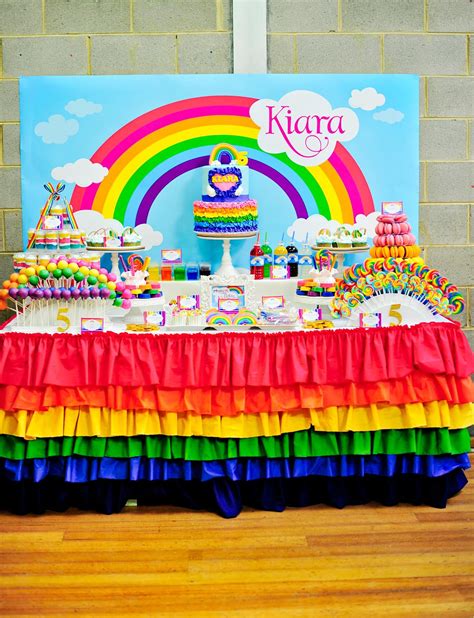 rainbow theme dessert tablecolour, colour and more colour!!! | Rainbow birthday party 