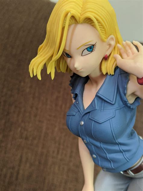 💙android 18💛 Figure Anime Amino