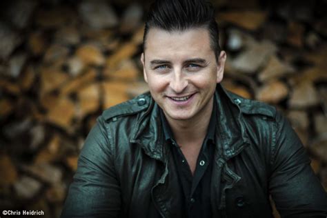 Andreas gabalier, wilhelm ve huberta gabalier'in dört çocuğunun en büyüğüdür. Andreas Gabalier - Andreas Gabalier Songs, Lieder, Videos ...