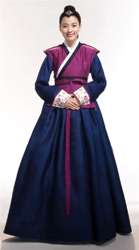 Foto Han Hyo Joo Dengan Busana Tradisional Korea Phong C Ch Th I