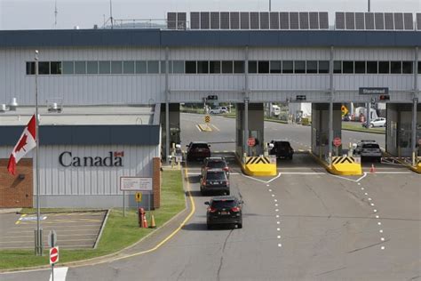 Us Border Crossing From Montreal To Vermont