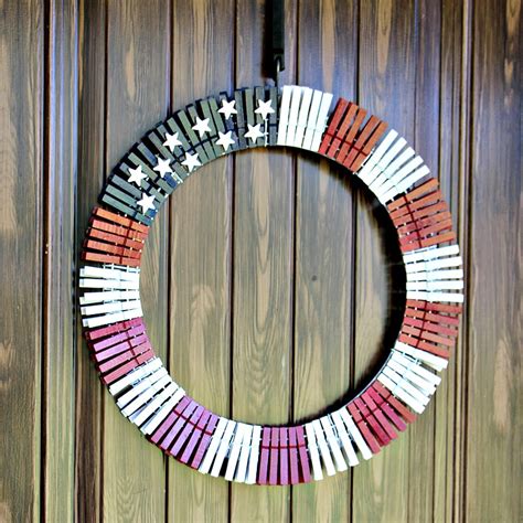 American Flag Clothes Pin Wreath Quick And Easy Tutorial Diva Of Diy
