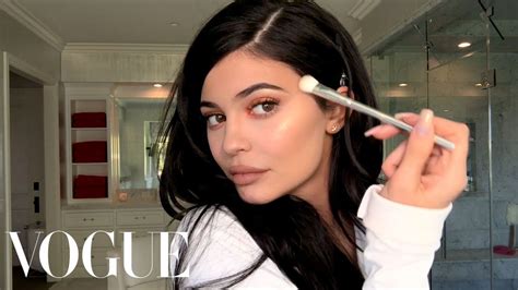Kylie Jenners Guide To Lips Brows Confidence Beauty Secrets