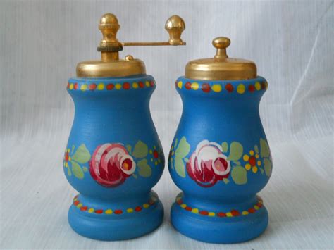 Wooden Salt And Pepper Shakers Vintage Collectible
