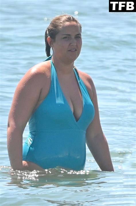 Jacqueline Jossa Enjoys Her Vacation In Marbella Photos OnlyFans Leaked Nudes