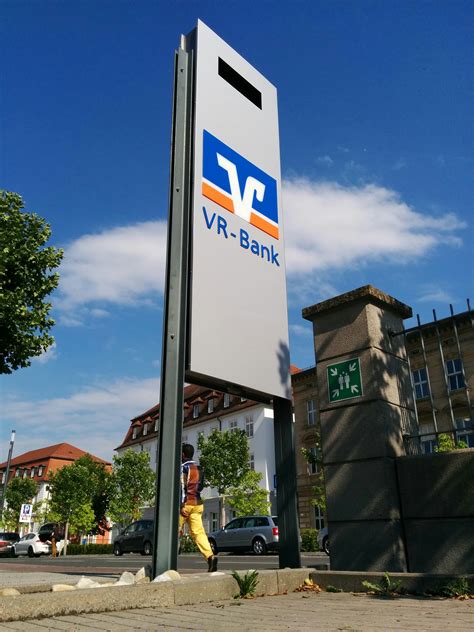 Foundation of the vr bank oldenburg land west eg. VR Bank Mittelfranken > LKF Lichtwerbung GmbH