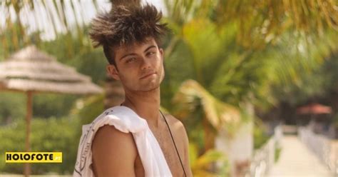 Diogo figueiras, mais conhecido por windoh, pode estar a enfrentar mais um momento duro. Polémicas podem ter ditado o fim do namoro de Windoh ...
