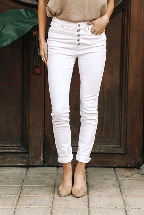 Kancan Button Fly Skinny Jeans In White In 2020 Jeans Outfit Women