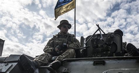 Atak z powietrza na separatystów. Ukraina walczy o lotnisko w Doniecku ...