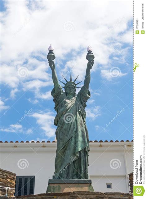 Statue Of Liberty Bronze Sculpture Inspired By Dalinian By The