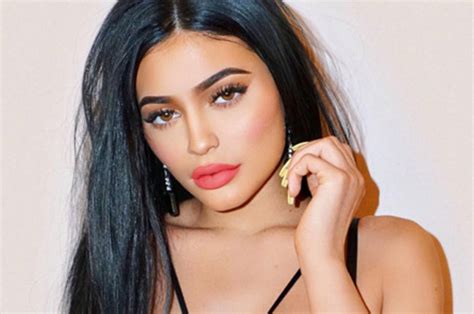 Kylie Jenner Instagram Sees Nipple Flash That Shocks Fans Daily Star