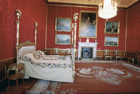 A Look Inside The Uk S Royal Homes Windsor Castle Interior Inside Windsor Castle Windsor Castle
