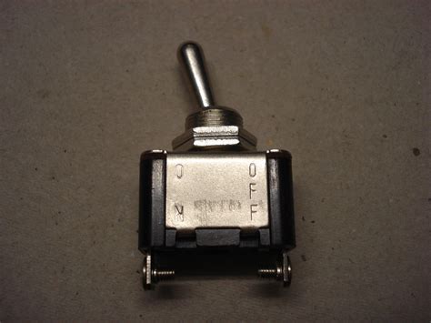 12 volt toggle switch wiring diagra. 12 volt 25 amp On/Off metal toggle automotive wiring switch