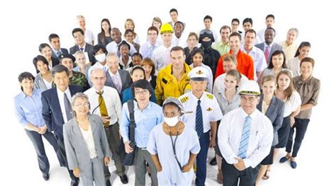 C'est un métier relativement récent qui est très demandé, notamment dans le secteur des travaux publics. Les métiers (professions) en français