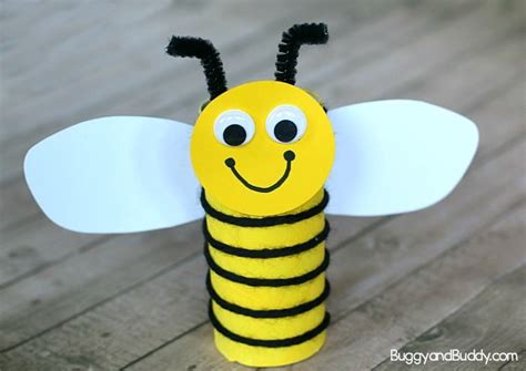 In an apartment/residence, you will ask for bad, wc or toilette. Cardboard Tube Bee Craft for Kids Using Yarn - Buggy and Buddy