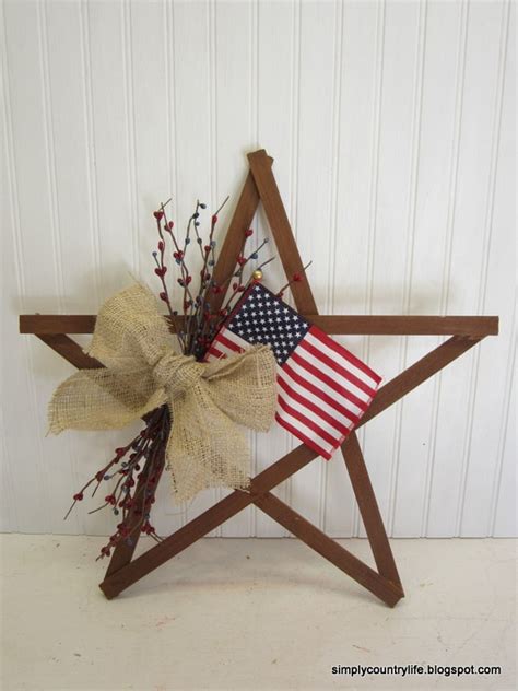 Simply Country Life Scrap Wood Patriotic Star Wreath