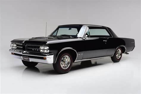 What Were The Best And Fastest Classic American Muscle Cars Of The 60s