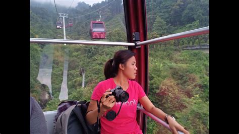 But riding a cable car is not all about vertigo sweats and dizzy spells. Genting Highlands Cable Car Malaysia - YouTube