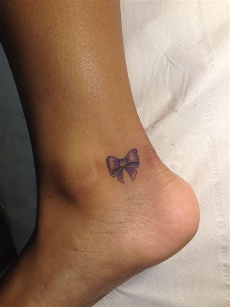 60 Sexy Bow Tattoos Meanings Ideas And Designs For 2019