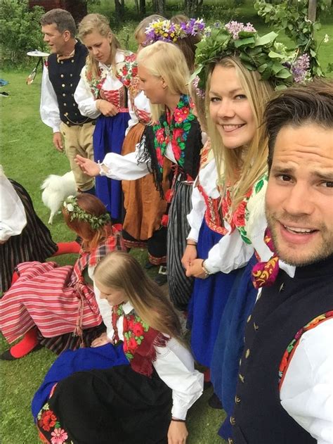 dala floda sweden folk costume nordic