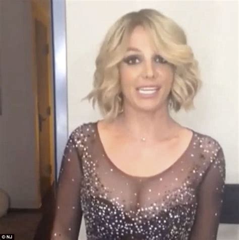 Britney Spears Without Hair Extensions After Airbrushed Shot For