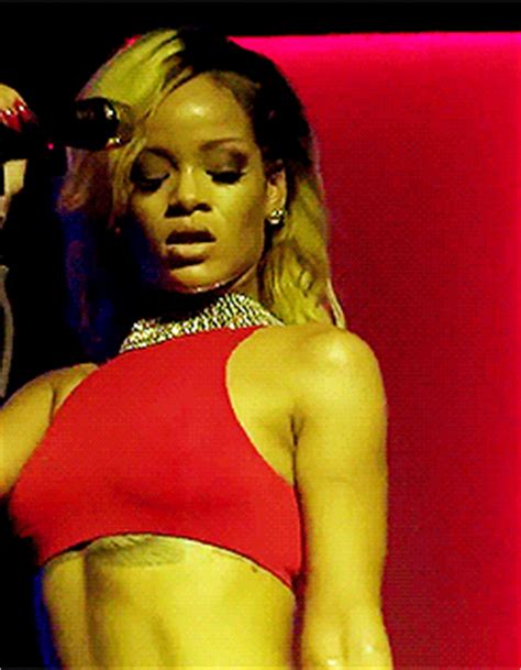 Rihanna Dance Gifs Obtenez Le Meilleur Gif Sur Gifer My XXX Hot Girl