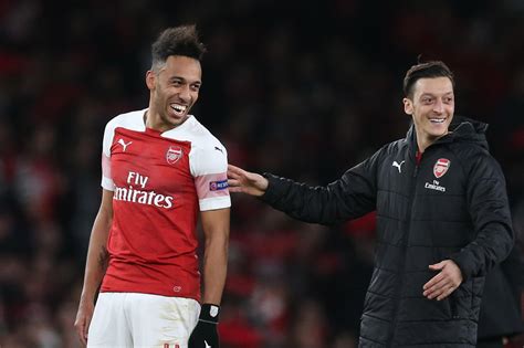 Transfers and results, gossip, and featured articles about arsenal f.c. Arsenal transfer news LIVE: Ziyech, Saliba, Pepe, Aubameyang and Ozil latest | London Evening ...