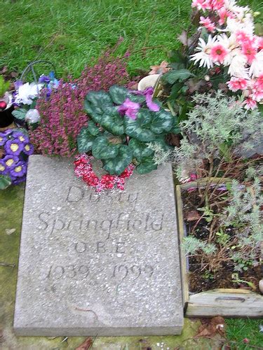 Dusty Springfields Grave In Henley On Thames Sarah Earnest Flickr