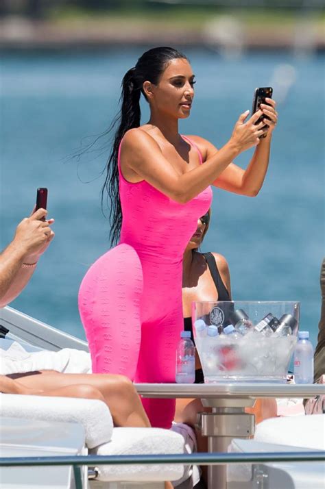 Kim kardashian's skims empire is growing so quickly, it's tough to keep up! KIM KARDASHIAN in Tights at a Yacht in Miami 08/16/2018 ...