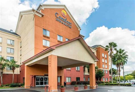 Comfort Inn And Suites Near Universal Orlando Resort Convention Ctr In