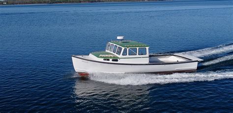 A classic 35-foot Maine lobster boat design is back; new wooden lobster