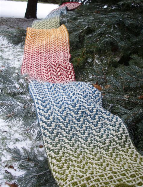 Please remember that stitch patterns are discouraged and should not be added to the database at this time. Smoking Hot Needles: ~ Vertigo