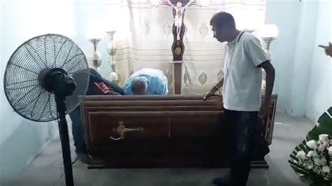 Dead Woman Wakes Up Inside Coffin At Her Own Funeral GreekReporter Com